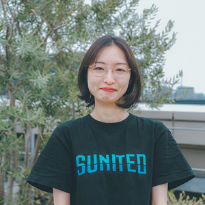 畠山　奈央子